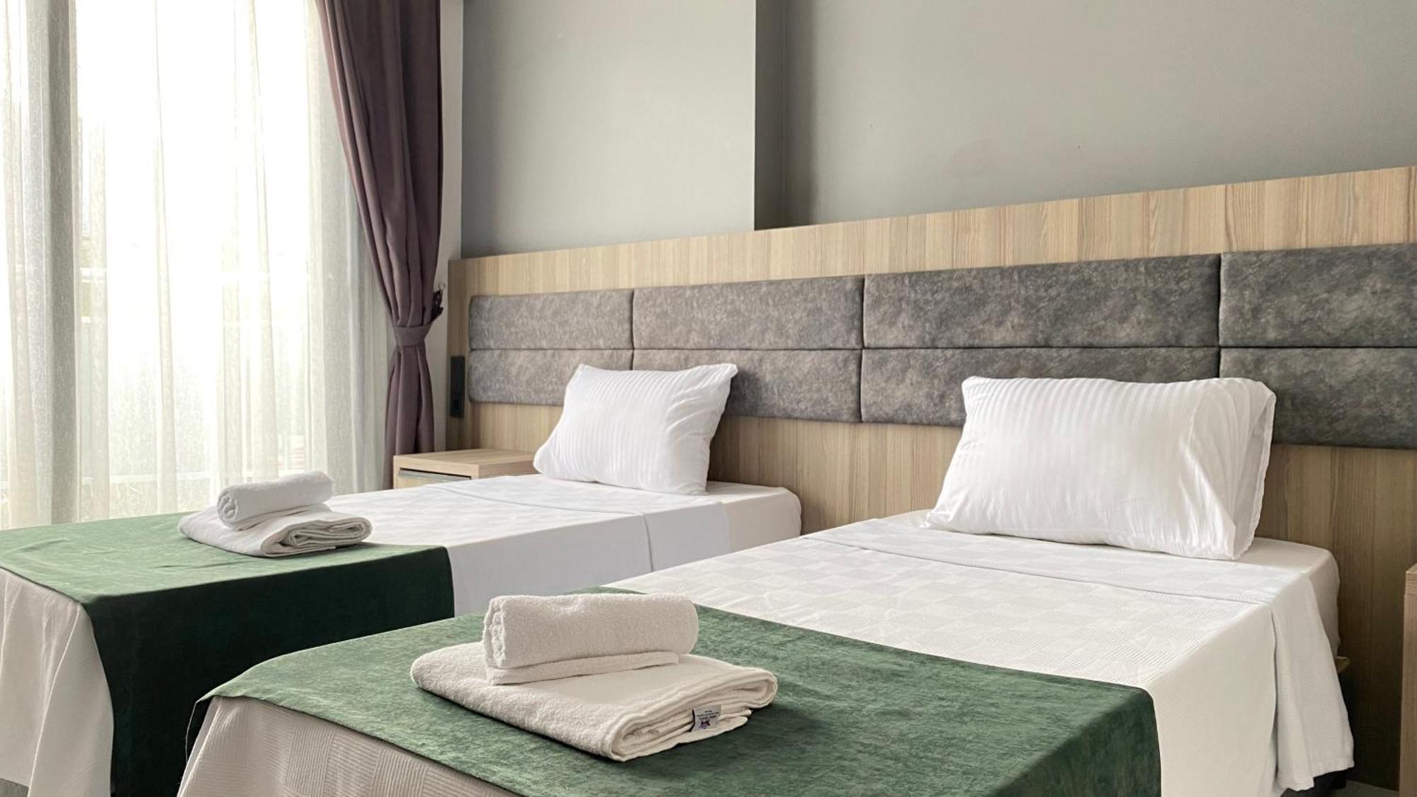 Medos Beach Hotel Kusadasi Bagian luar foto