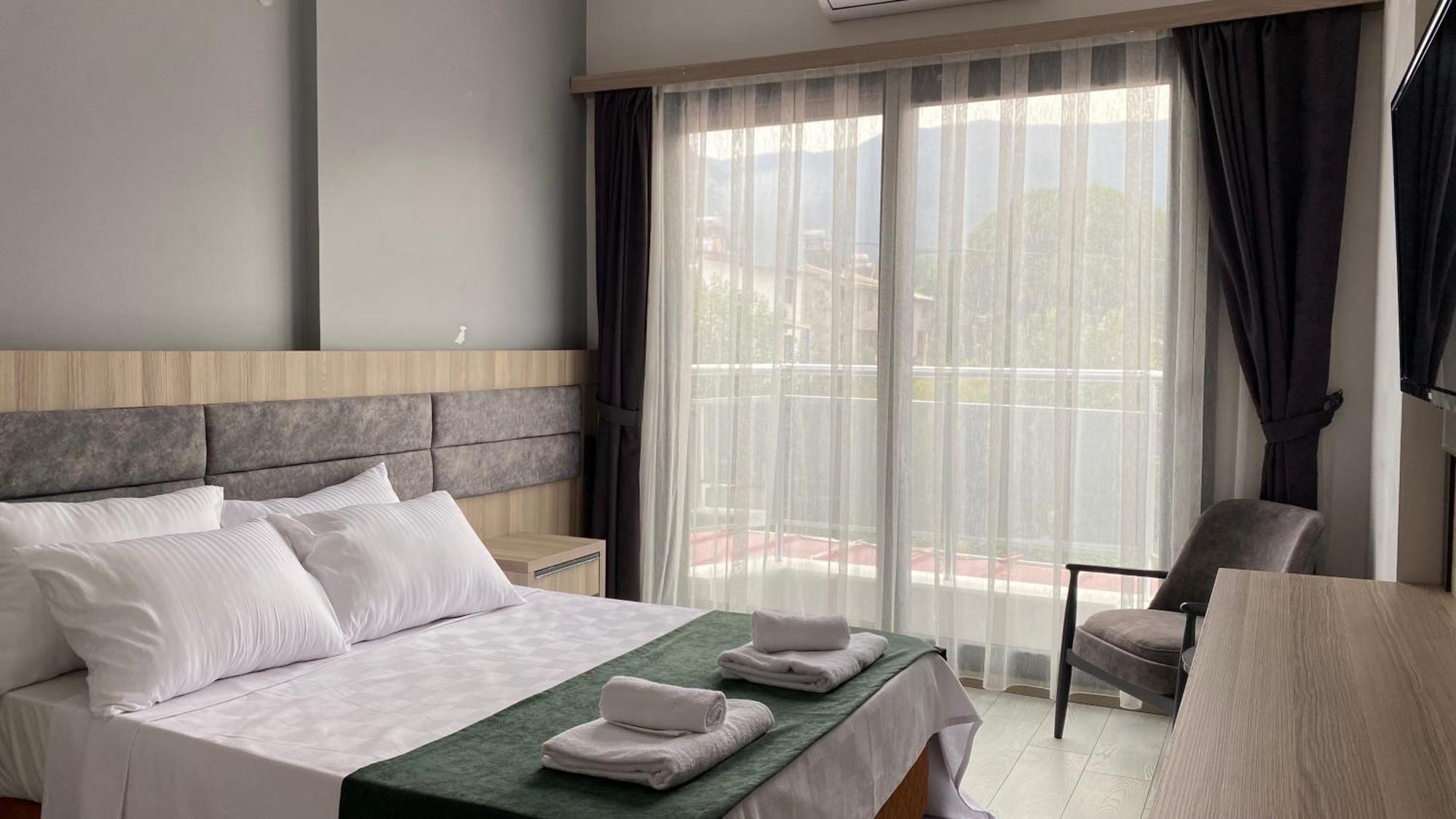 Medos Beach Hotel Kusadasi Bagian luar foto
