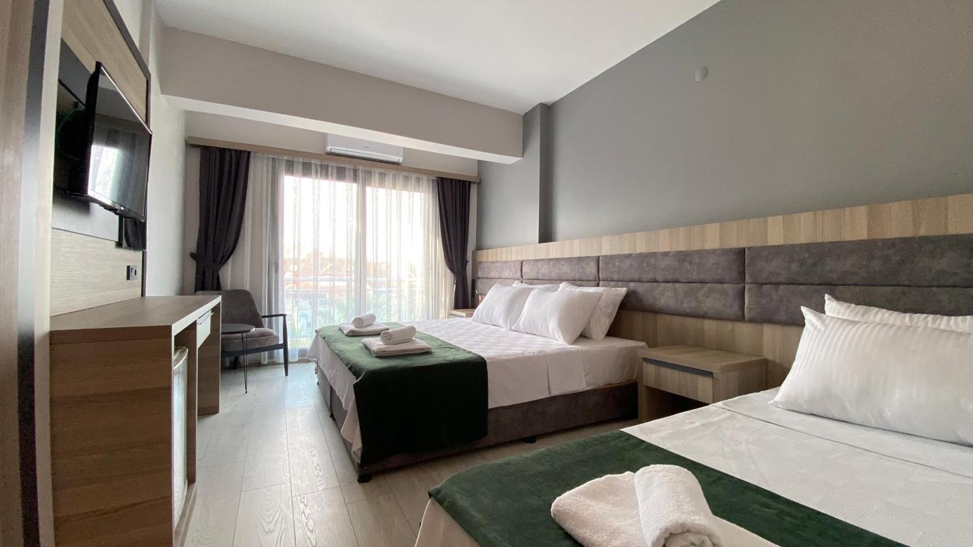 Medos Beach Hotel Kusadasi Bagian luar foto