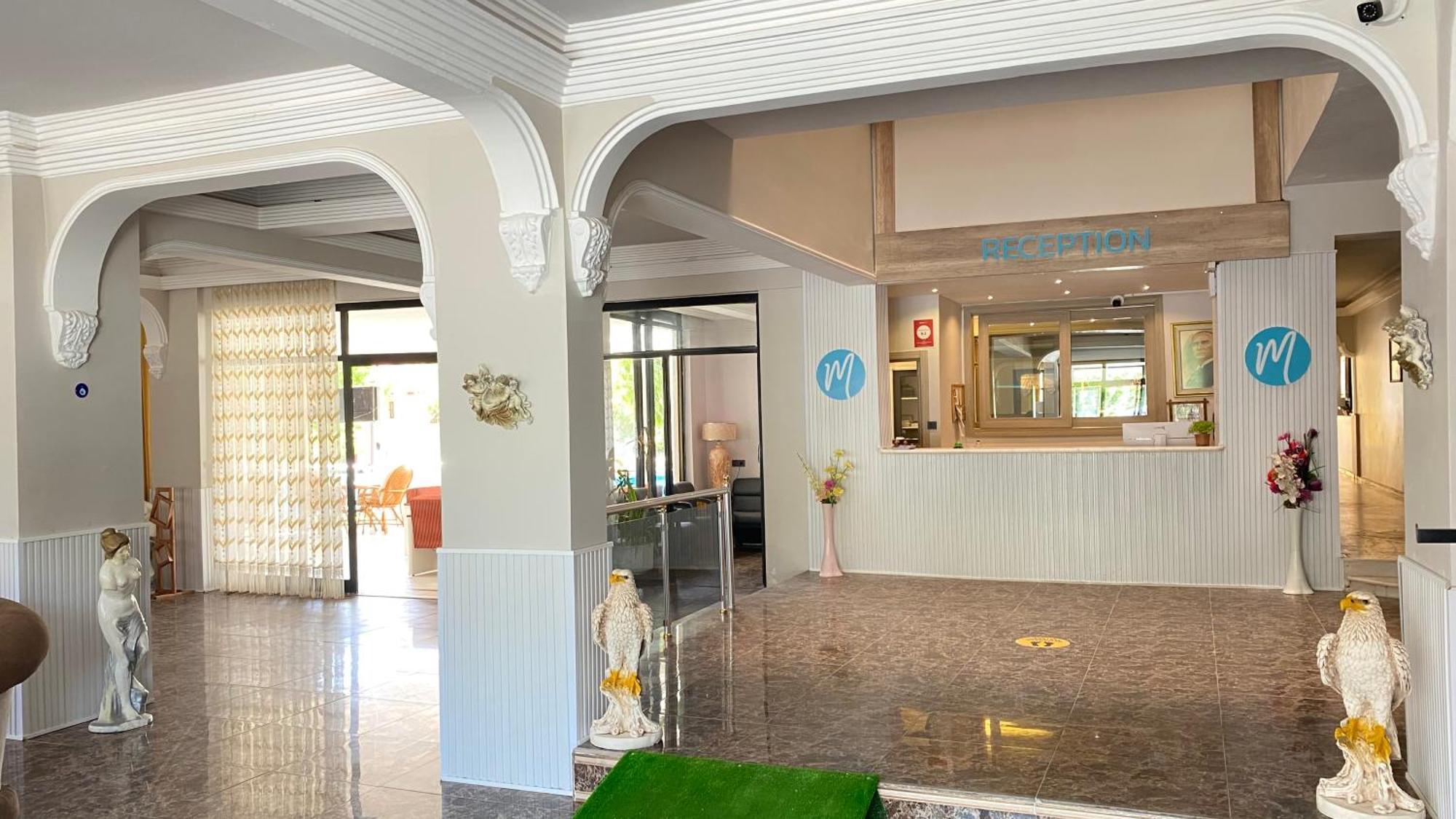 Medos Beach Hotel Kusadasi Bagian luar foto