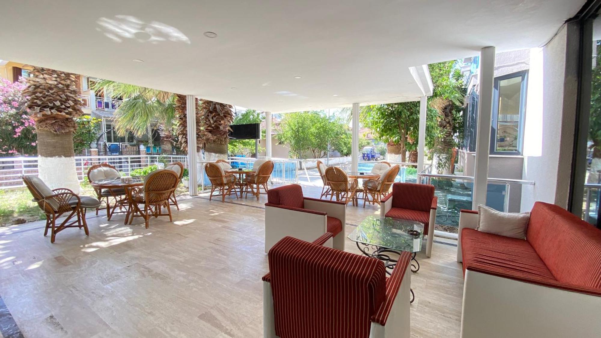 Medos Beach Hotel Kusadasi Bagian luar foto